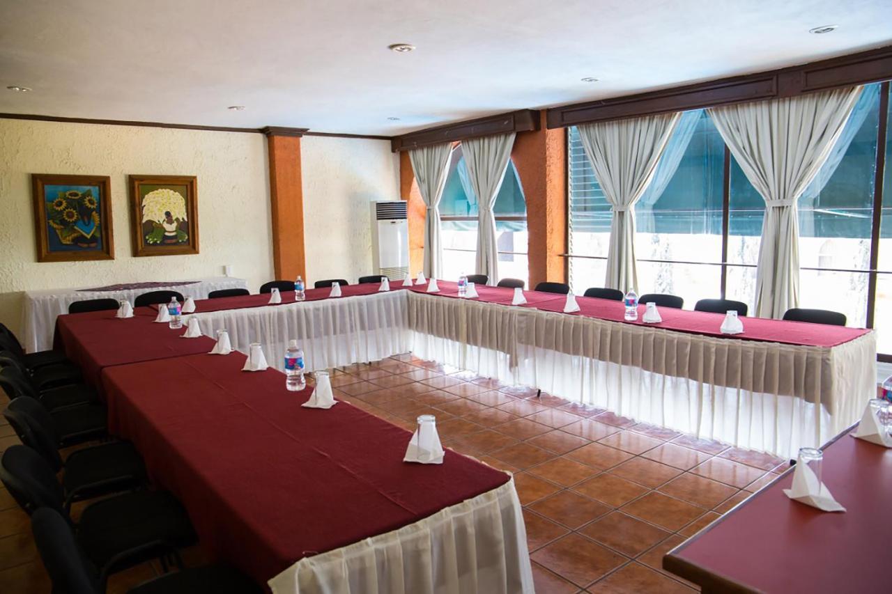 Hotel & Suites Villa Del Sol Morelia Exterior foto