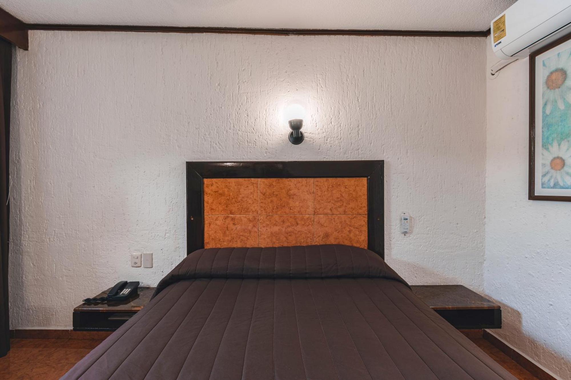 Hotel & Suites Villa Del Sol Morelia Exterior foto