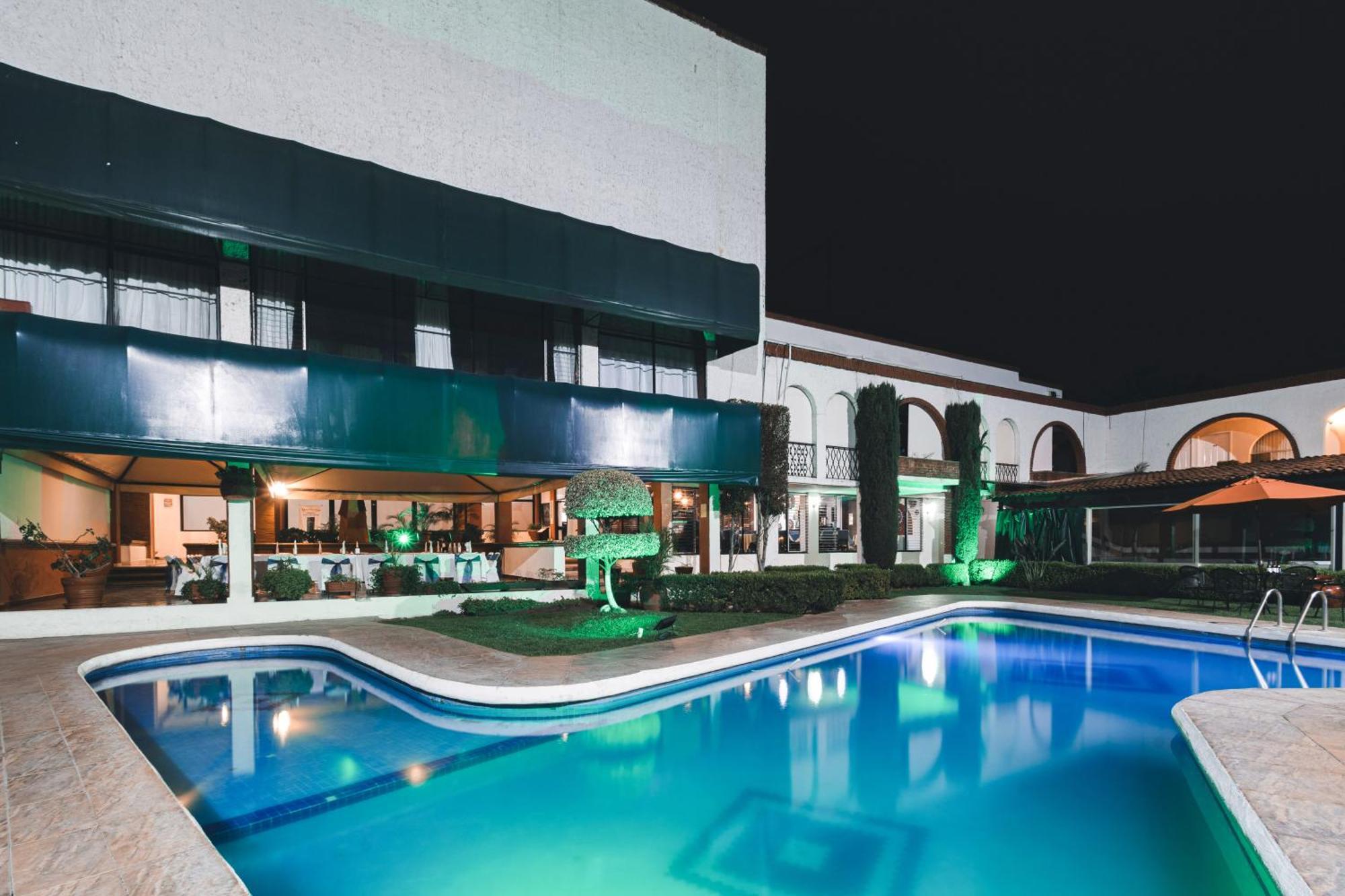 Hotel & Suites Villa Del Sol Morelia Exterior foto